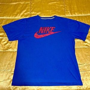 NIKE Men’s Workout Shirt, Red Swoosh Logo, Men’s Large.